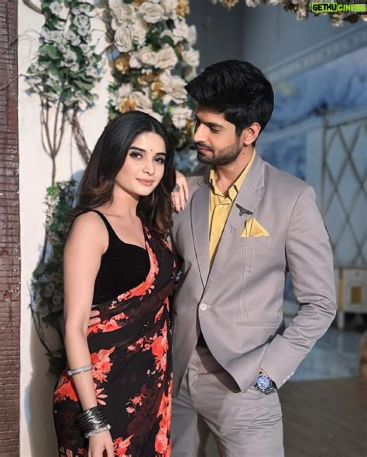 Bhavika Sharma Height, Age, Weight, Wiki, Biography, Boyfriend & More