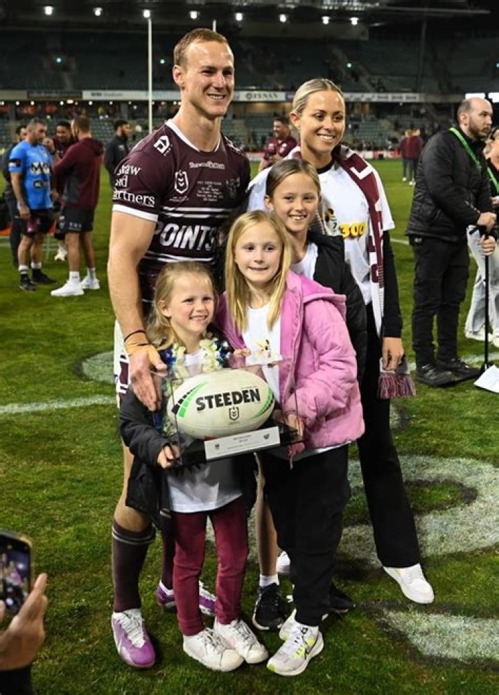 Chef Pete Evans Daughters: Chilli Evans, Indii Evans Look At Their Instagram