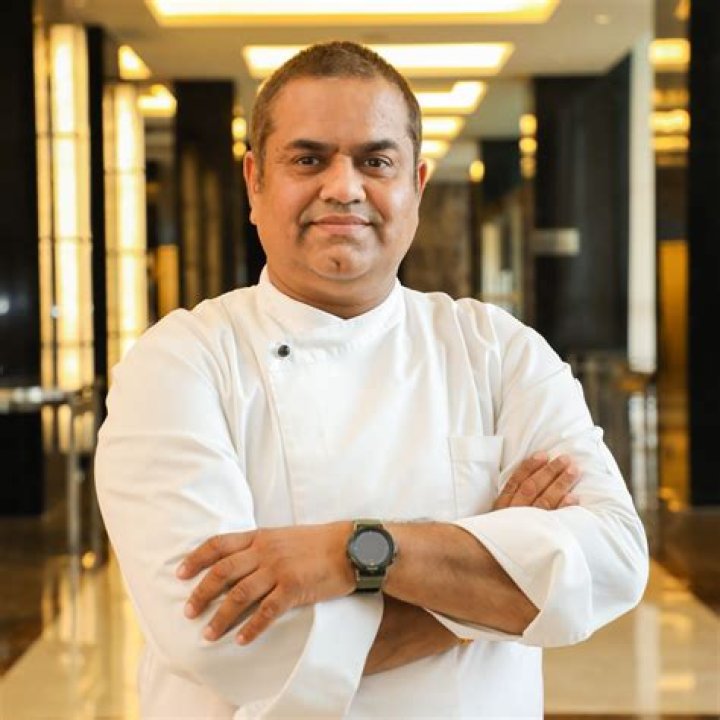 Chef Sergei Simonov From Pressure Cooker: Girlfriend & Instagram of the Executive Chef!