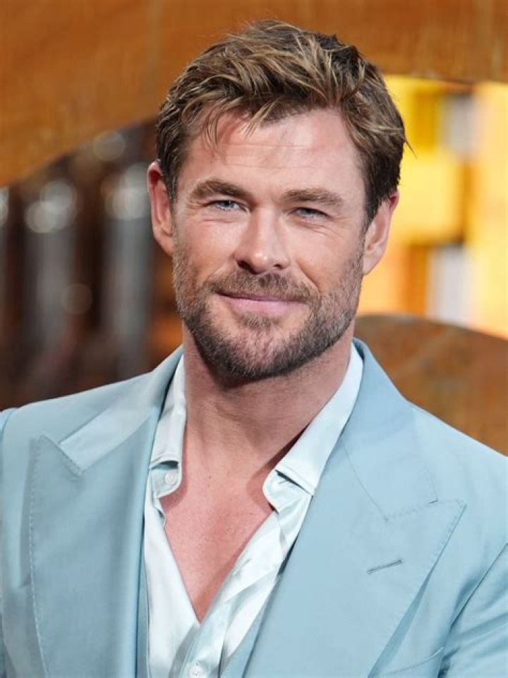 Chris Hemsworth’s Net Worth, Age, Height, Weight, Wife, Kids, Bio-Wiki