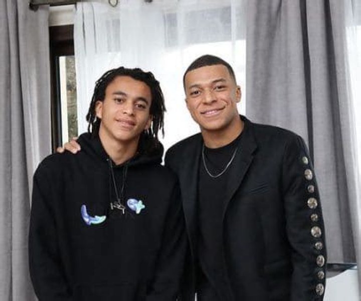 Ethan Mbappé Bio, Wiki, Age, Height, Parents, Dating, PSG and Net Worth.
