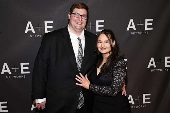 Is Stephen Manas Married Or Dating? Everything To Know About The Actor From Ted Lasso