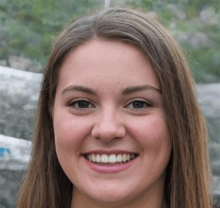 Lauren Brooke Age, Wiki, Biography, Parents, Family, Body Measurement, Net worth, Salary