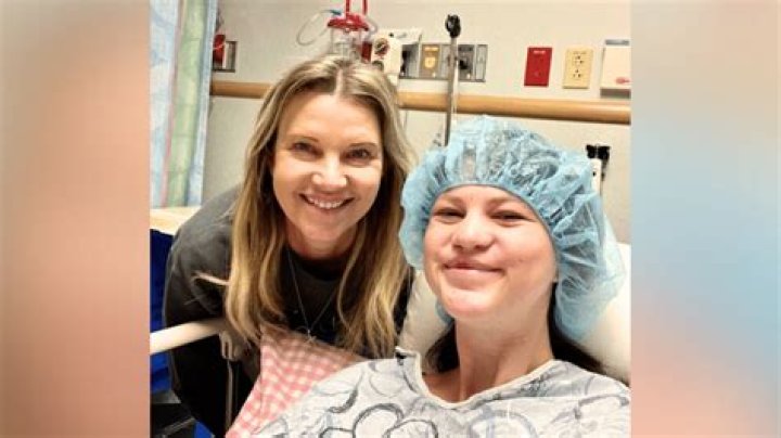 Mia Robertson Bio, Wiki, Age, Dating, Surgery, Duck Dynasty, Net Worth