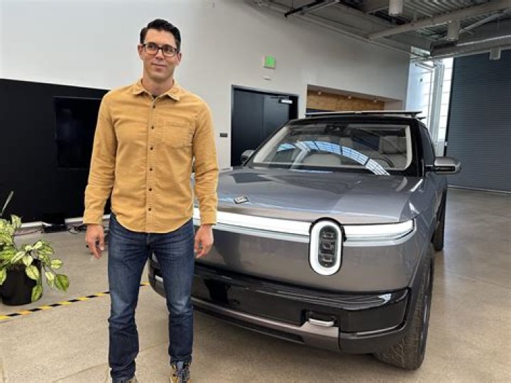 RJ Scaringe Wife: Is Rivian Founder-CEO Married? Age & Net Worth