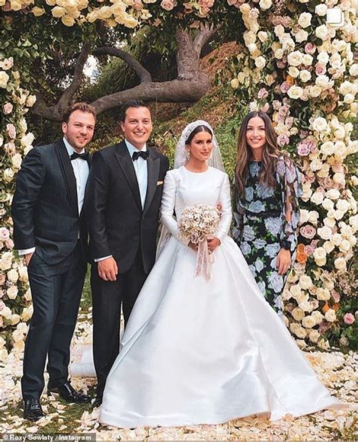 Roxy Sowlaty Bio, Wiki, Age, Parents, Father, Husband, Wedding, Net Worth,
