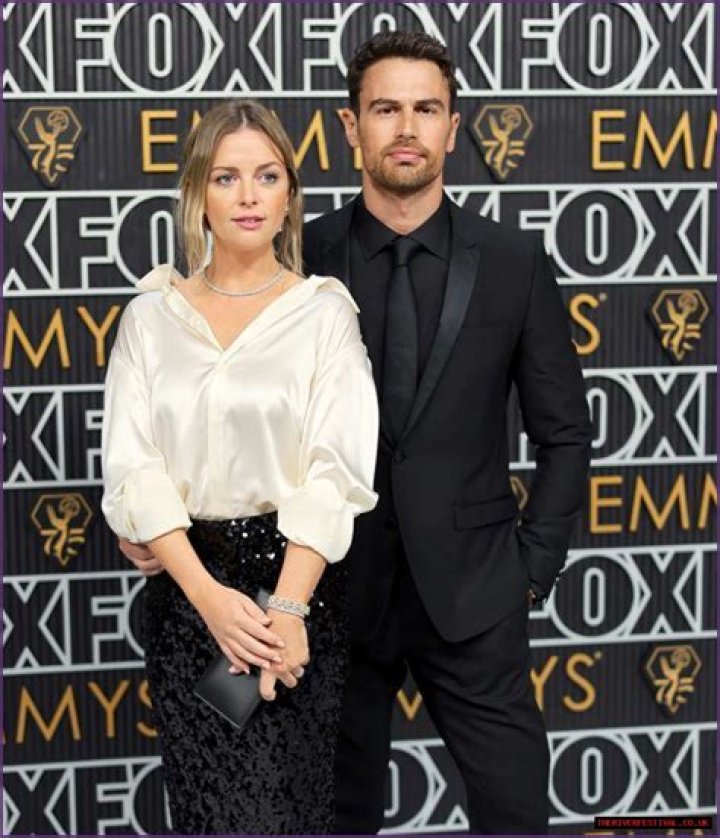 Ruth Kearney – Bio, Age, Net Worth, All About Theo James’ Wife