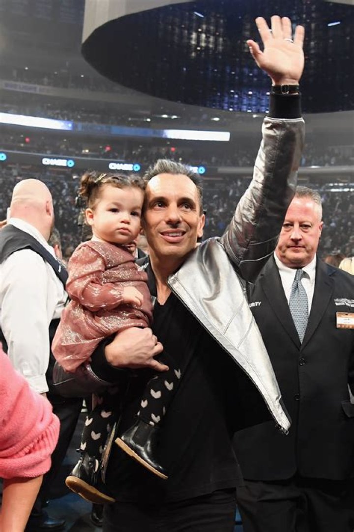 Sebastian Maniscalco Parents: Dad Salvatore Maniscalco And Mom Rose Maniscalco