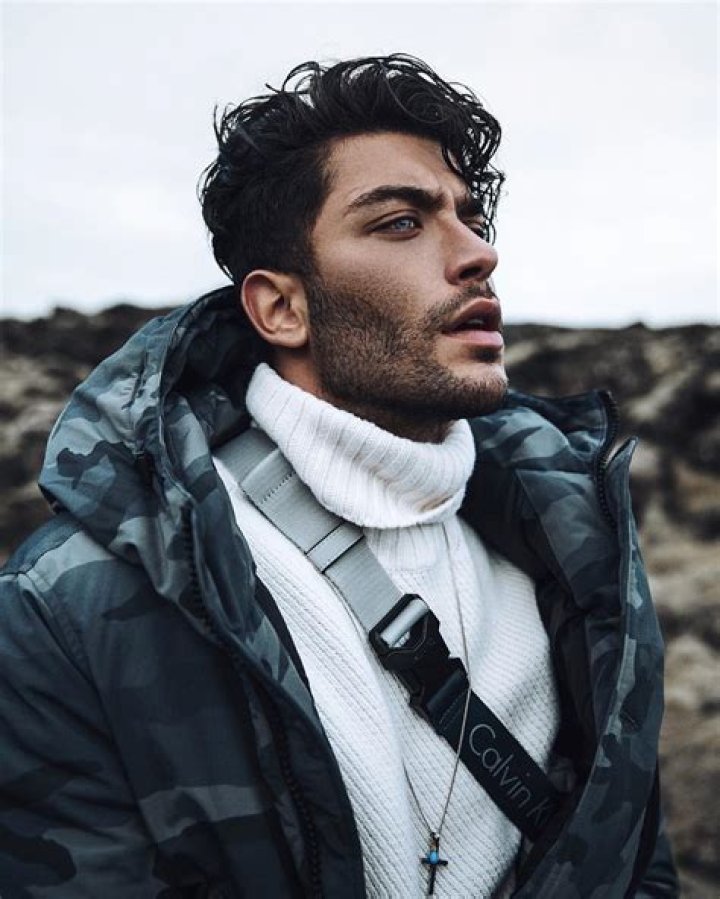 Toni Mahfud (Instagram Star) Wikipedia, Biography, Age, Height, Weight, Girlfriend, Net Worth, Family