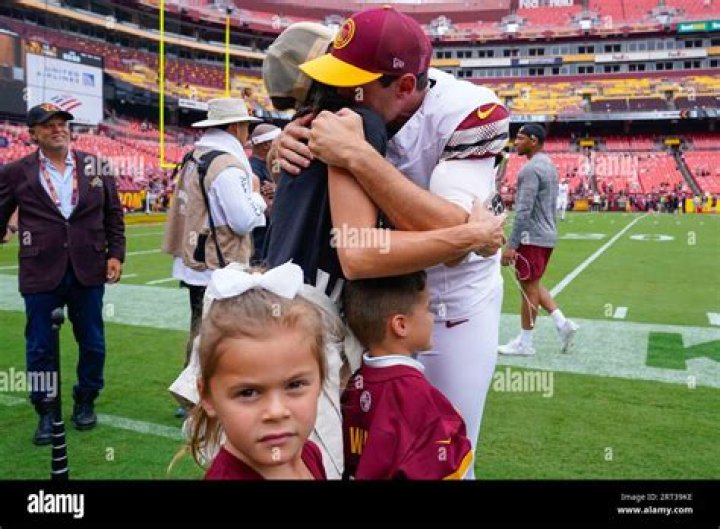 Tress Way Contract, Salary, Net Worth, House, College, Jersey, 85 Yard Punt