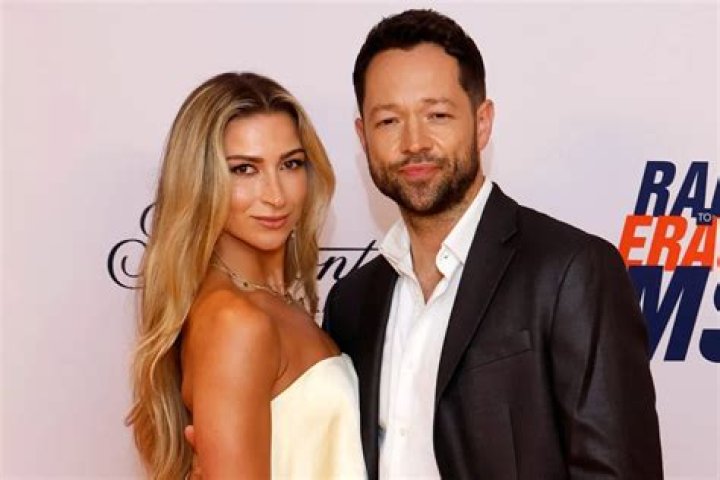 Who is Pasha Pashkov’s partner on Dancing with the Stars?